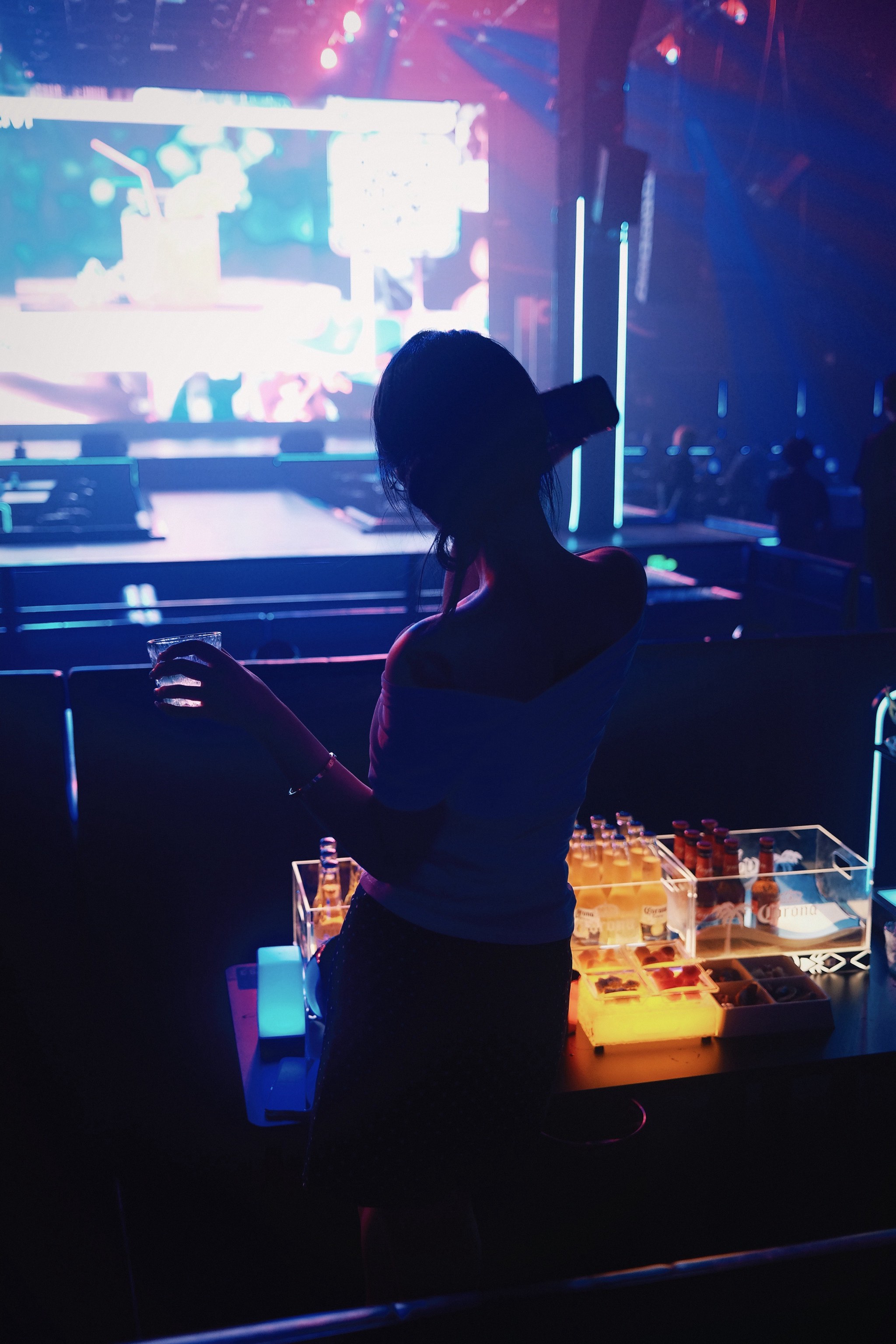 上海商务ktv：中低端的区别-浦东新区ktv预定